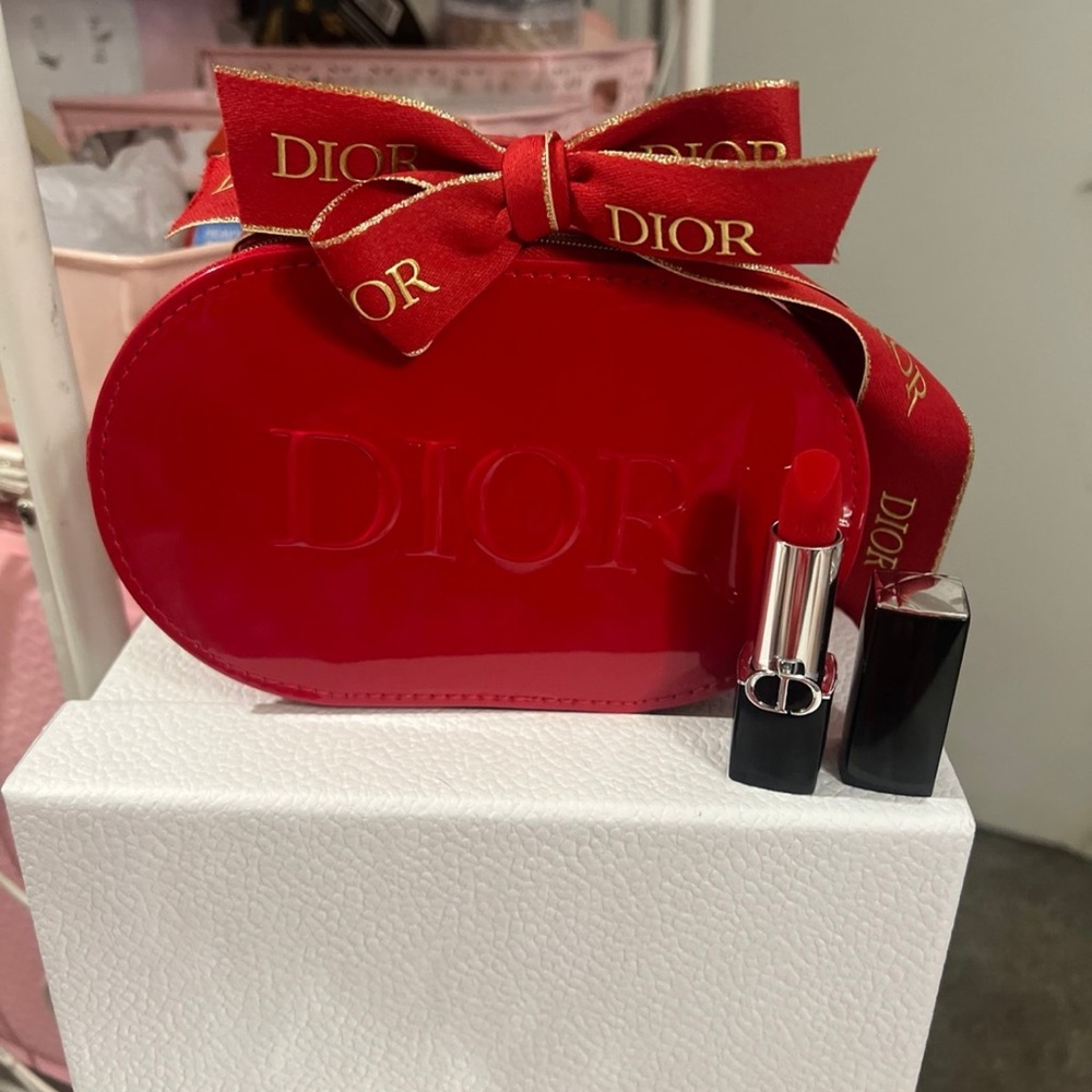 Dior Red Rouge Lipstick in 999 with Vanity Case & Ribbon-Box - Picture 3 of 9